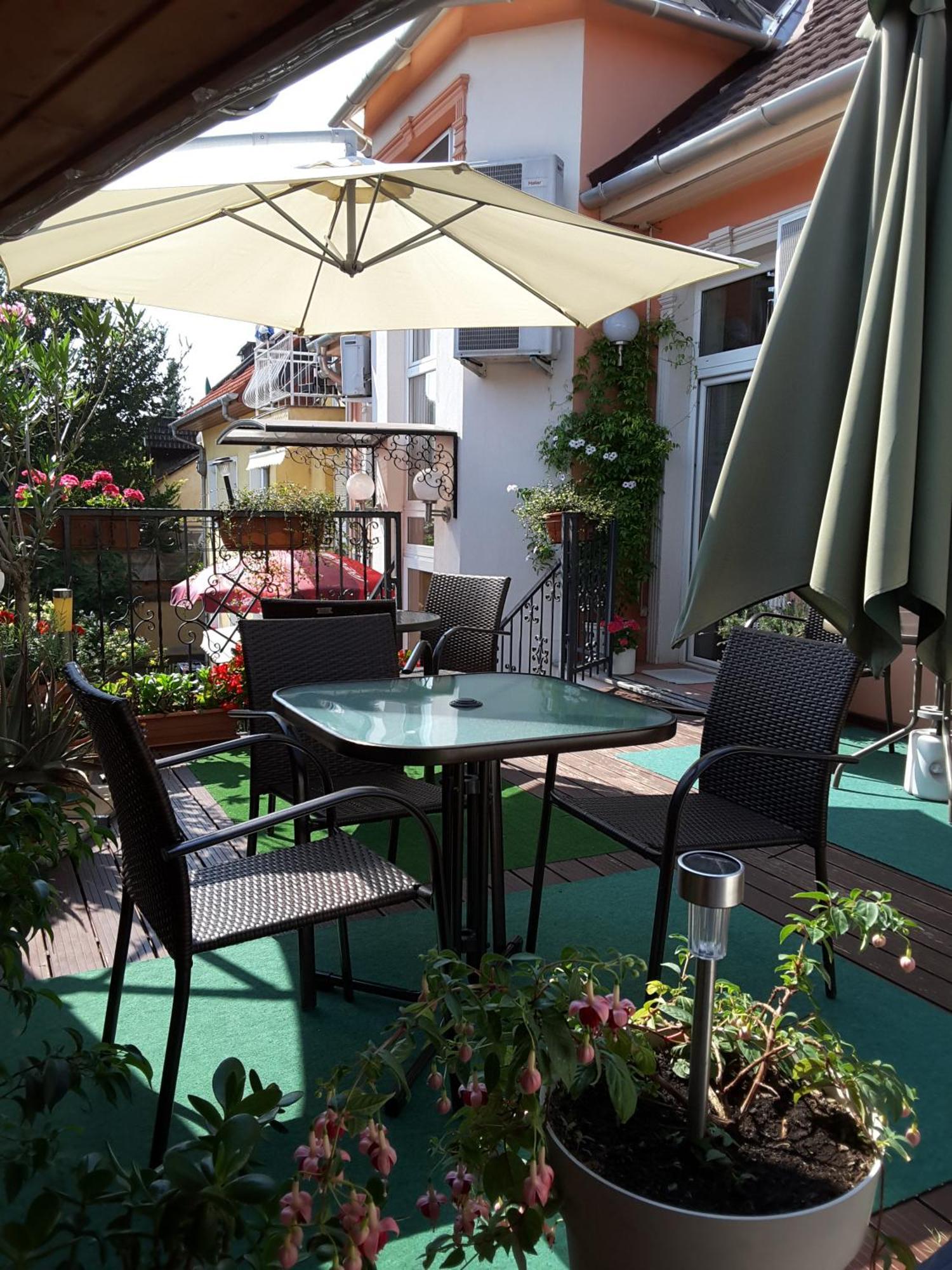 Hotel Isabell Gyor Győr Exterior foto